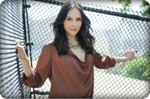 Interview: Kim Bubbs, star of THE THING - STARBURST Magazine