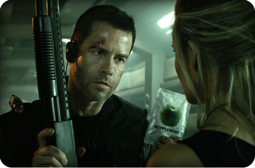 lockout_movie_review