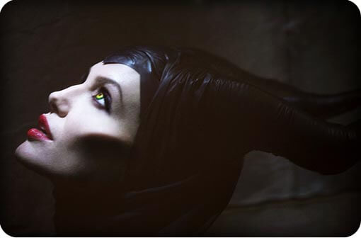 maleficent-jolie-trailer