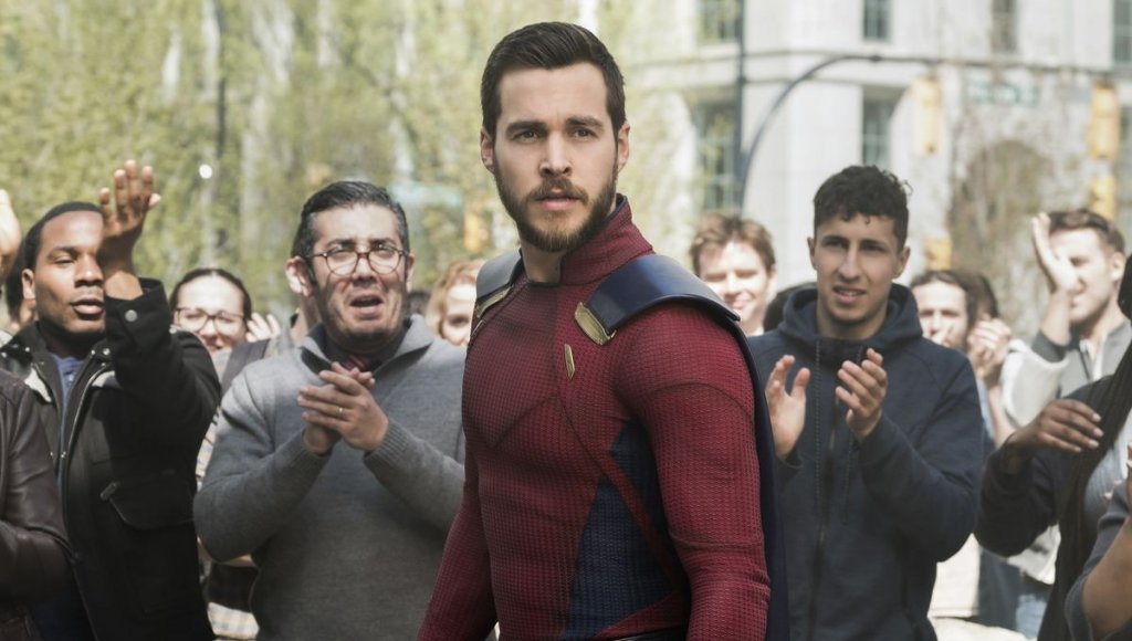 Chris Wood Mon-El Supergirl