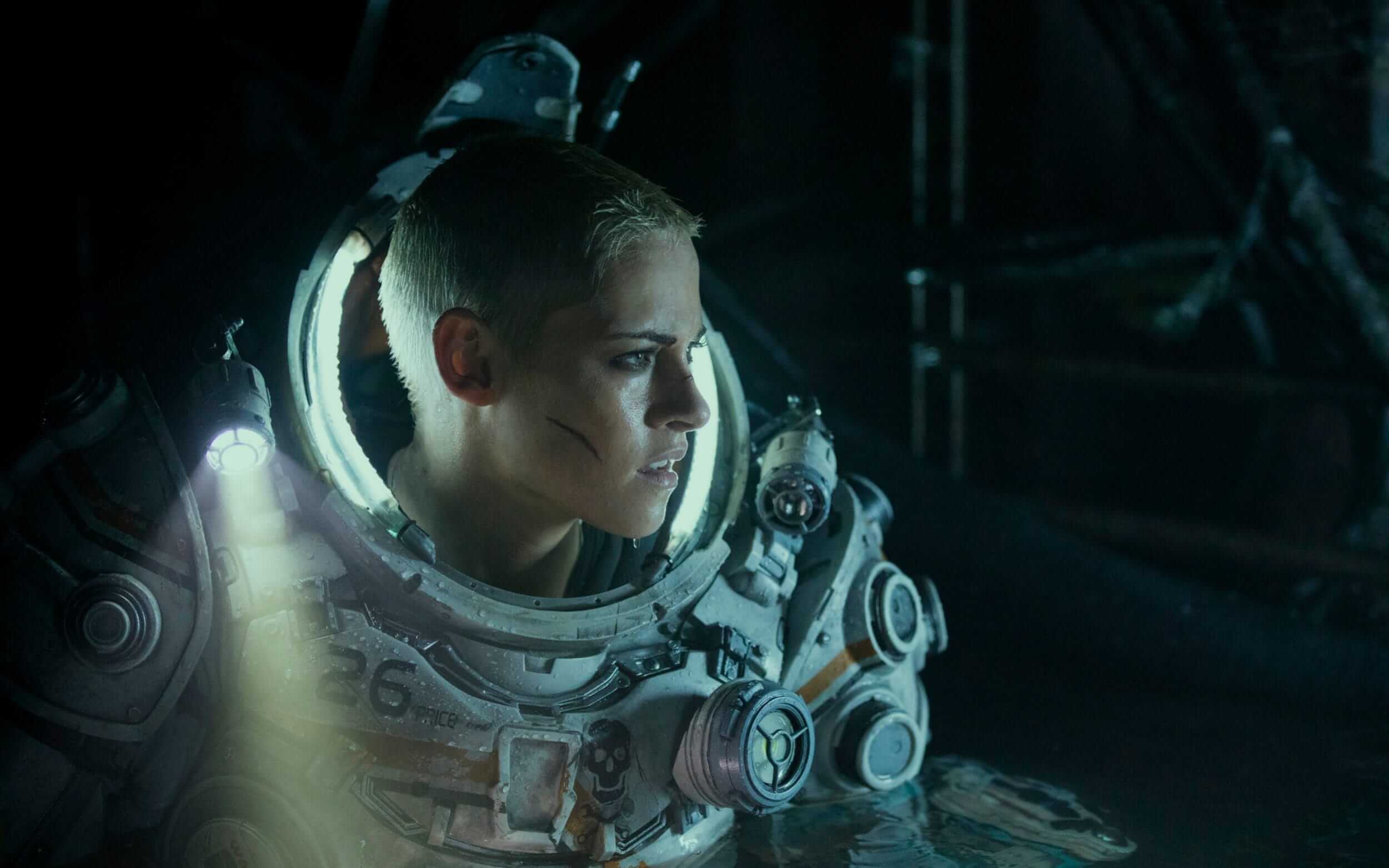 Underwater-Starburst-movie-review