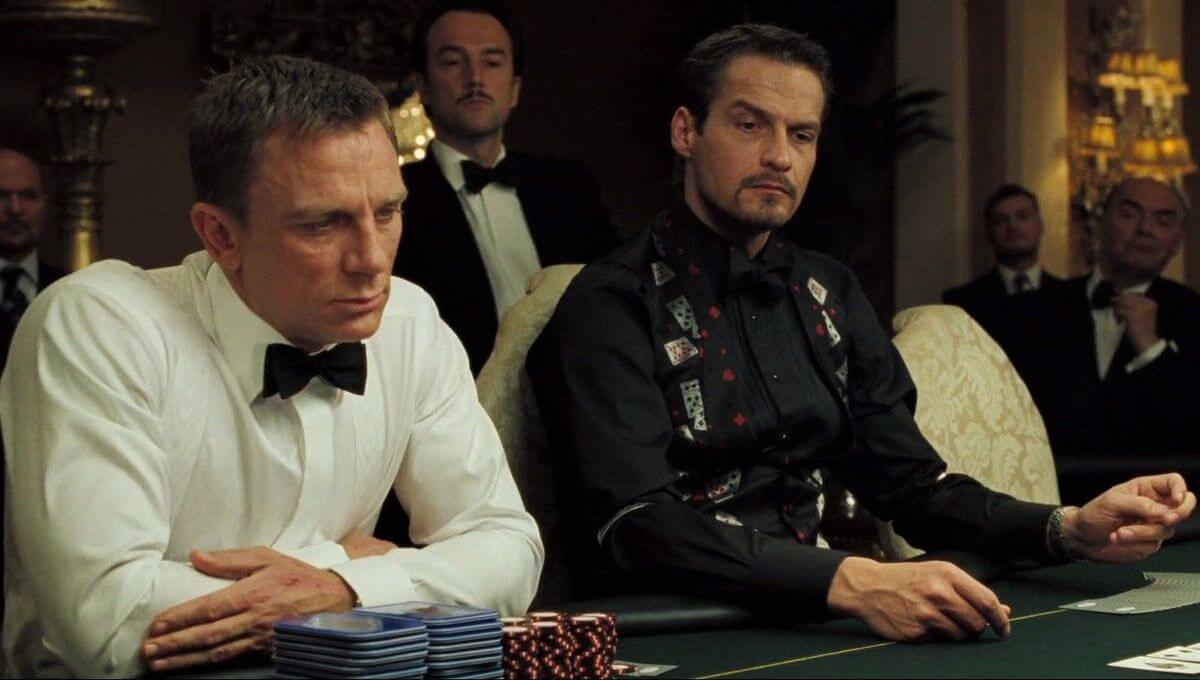 bond_casino_royale_dealer_vest