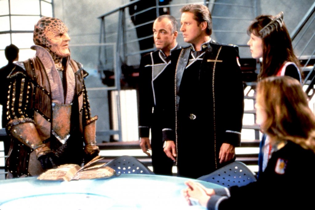 Babylon 5 Reboot Series in the works at the CW