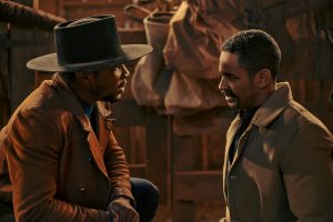 Jonathan Majors as Nat Love and Damon Wayans Jr in The Harder They Fall
