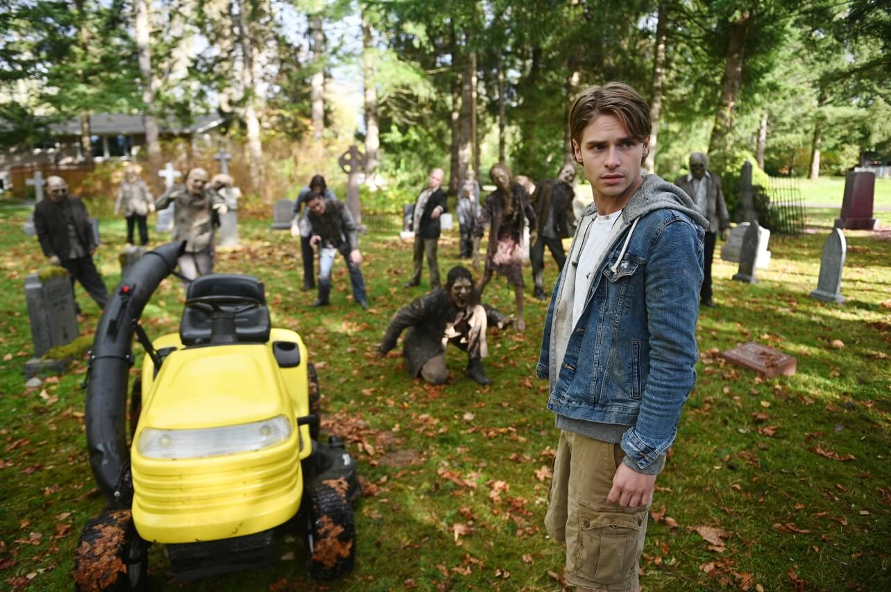 DAY OF THE DEAD SEASON 1 Ep 1 - 4 - STARBURST Magazine - Cast Of Day Of The Dead Tv Series