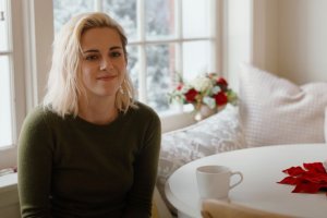 Kristen Stewart in Happiest Season