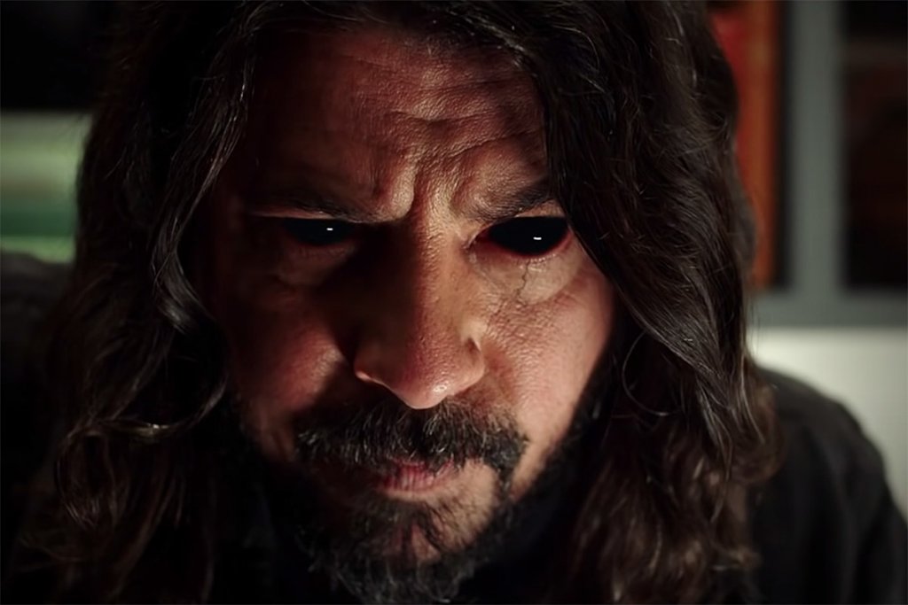Dave Grohl in Foo Fighters horror Studio 666