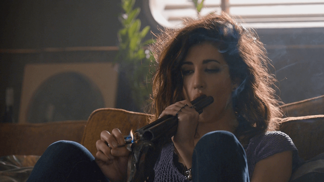 AshvsEvilDeadDanaDeLorenzosmokingpotshotgun STARBURST Magazine