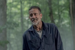 jeffrey dean morgan cast in felix - still from the walking dead