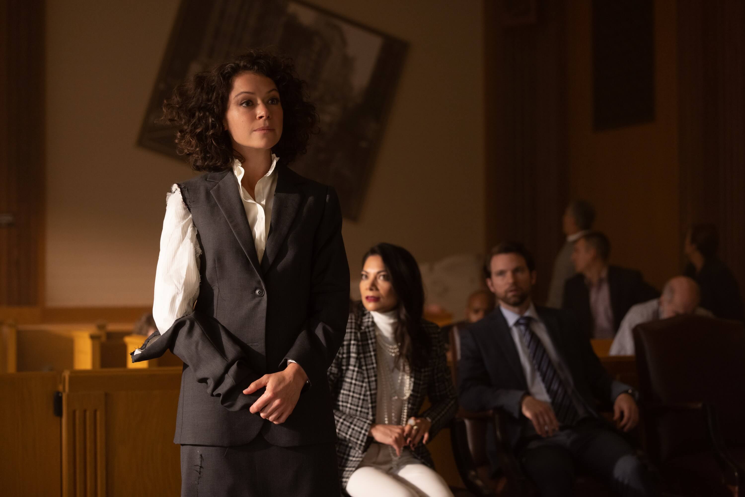 Ginger Gonzaga as Nikki Ramos with Tatiana Maslany in She-Hulk: Attorney at Law
