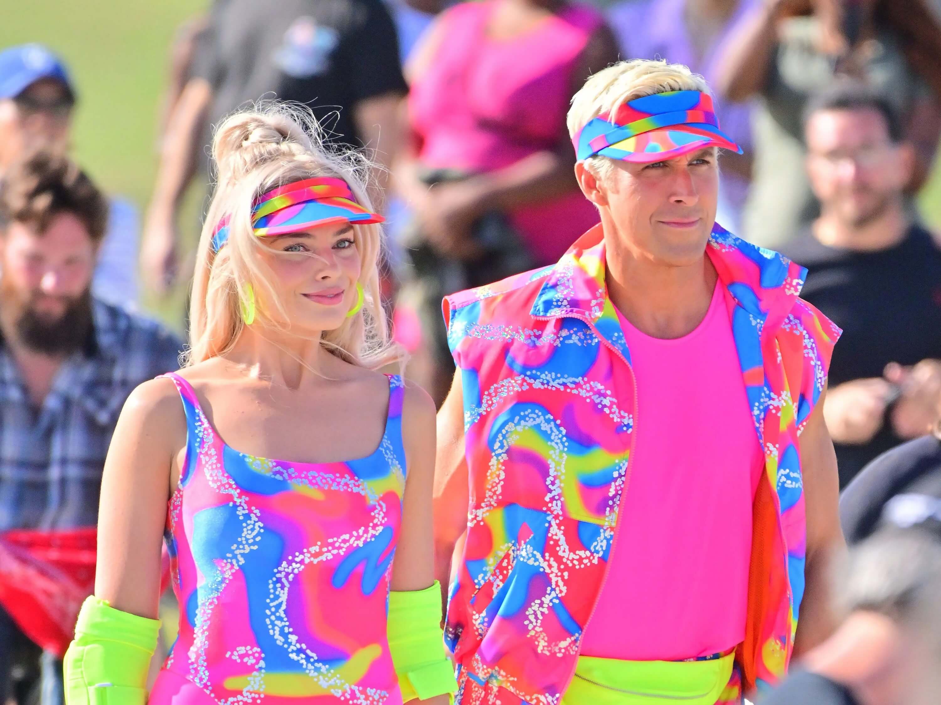 Ryan Gosling in talks to star opposite Margot Robbie in Ocean's Eleven reboot. Set photo from Barbie production