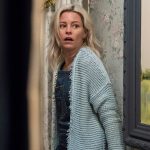 elizabeth banks in brightburn confirmed to star in skincare thriller