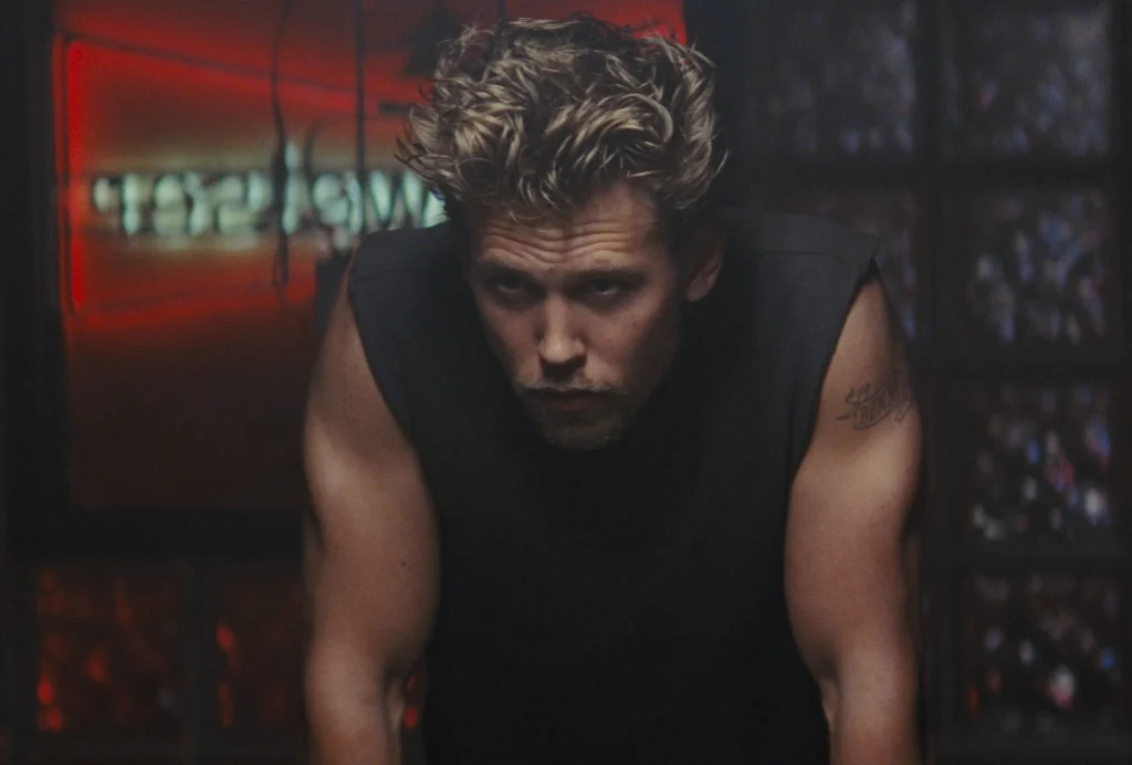 american psycho star austin butler in bikeriders
