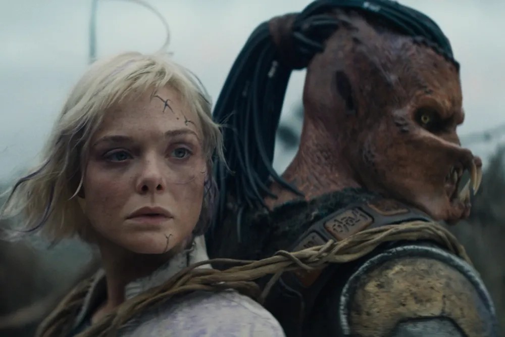 predator badlands director dan trachtenberg interview - image of predator with elle fanning as thia