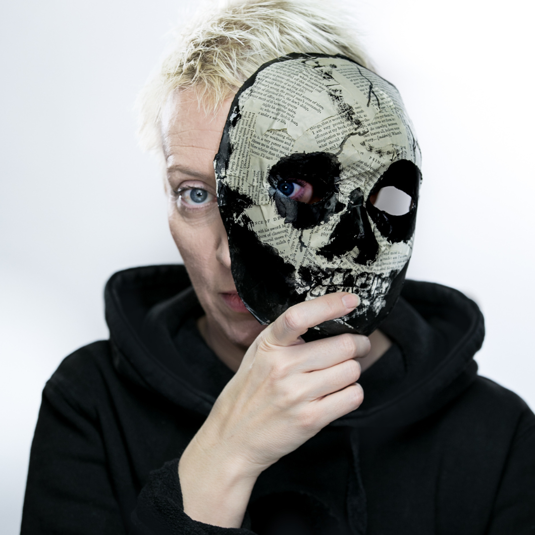 Hamlet (an experience)_Em Carding